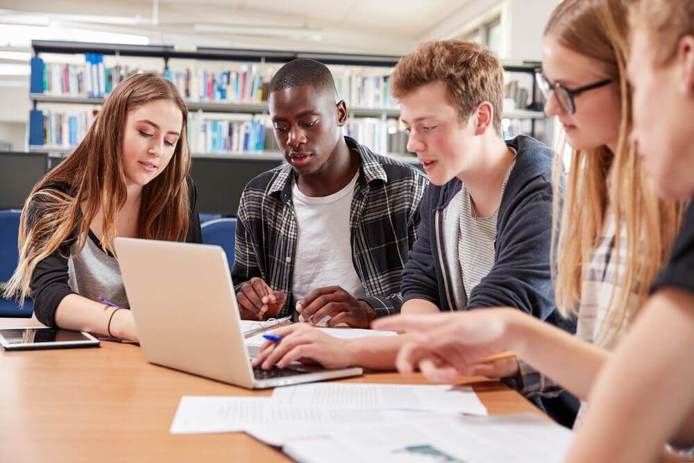 Arkansas Students Studying Together For Their Psychology Masters